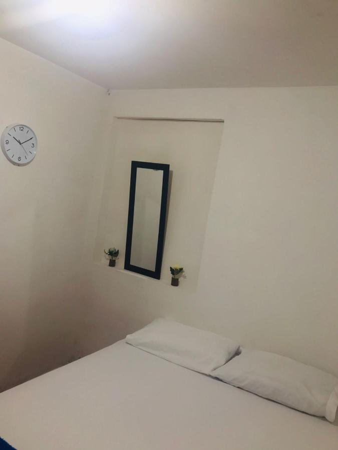 Hostal La 18 Pereira Esterno foto